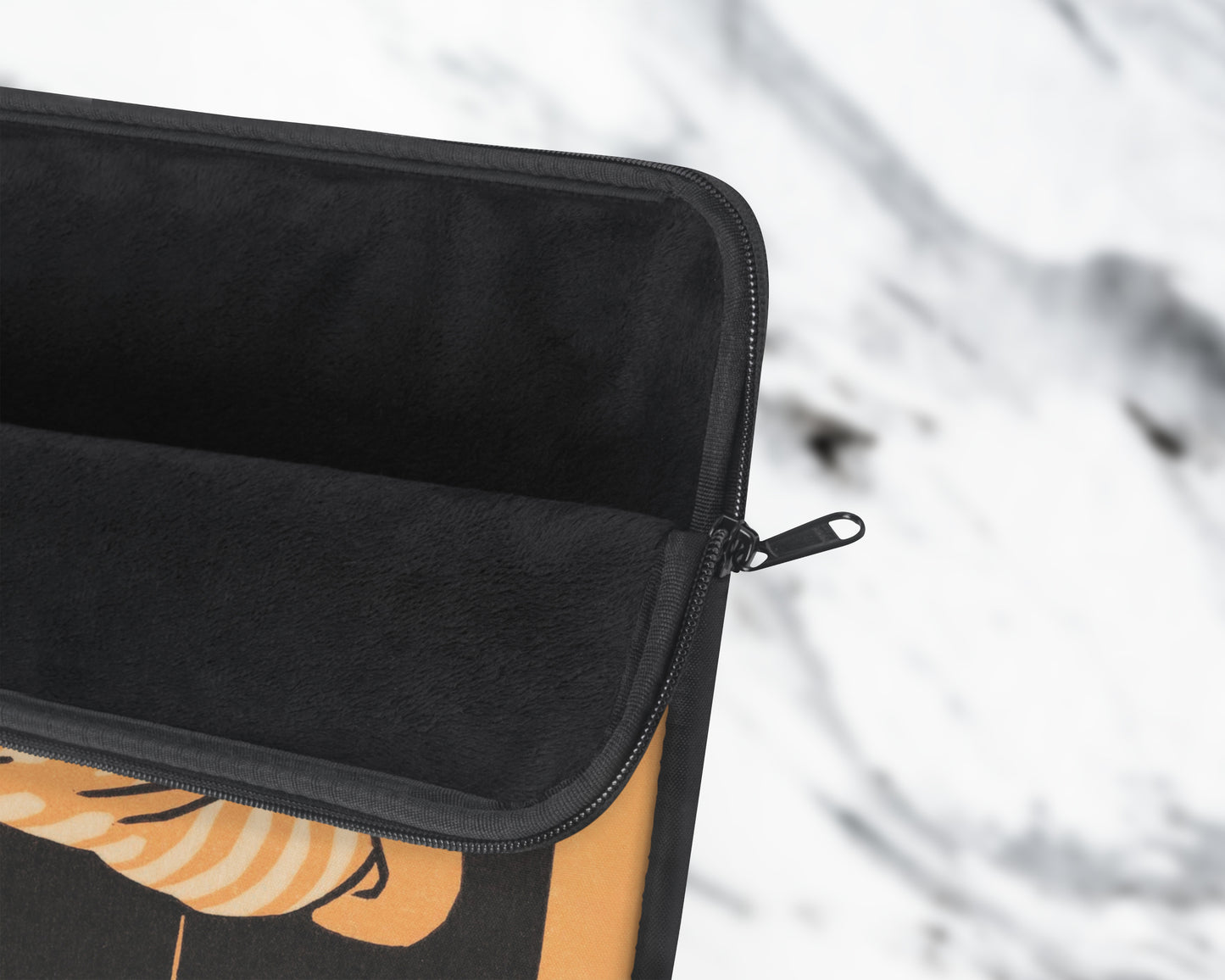 Julie de Graag - Sitting Cat laptop sleeve