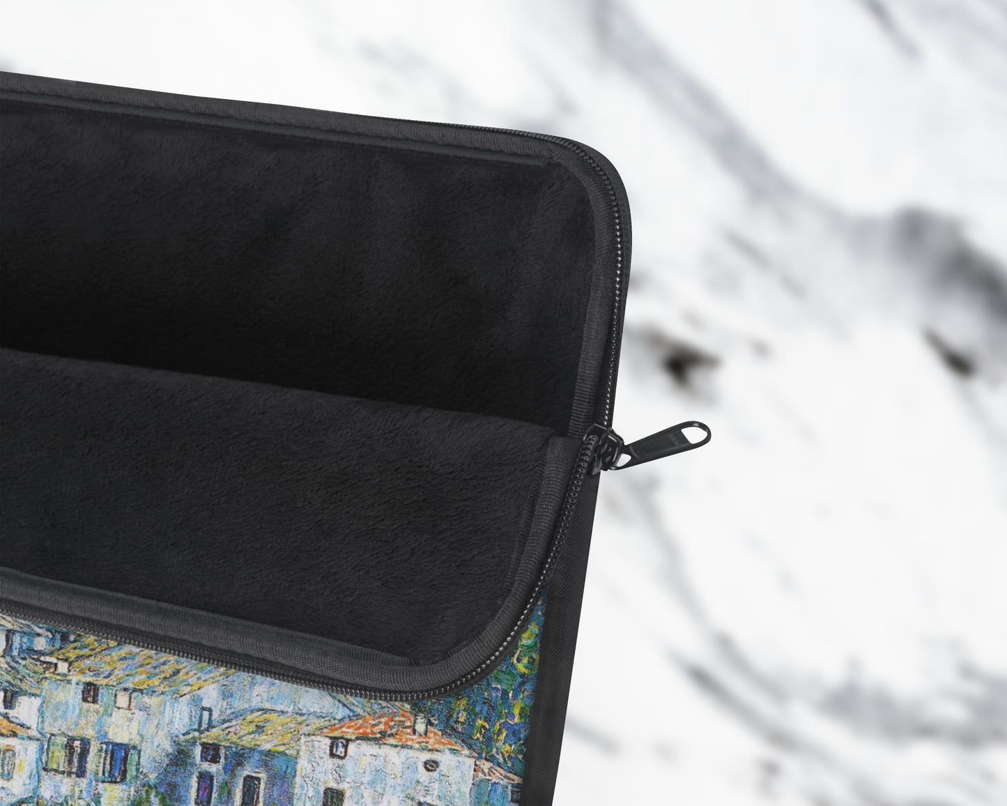 Gustav Klimt - Kirche in Cassone laptop sleeve