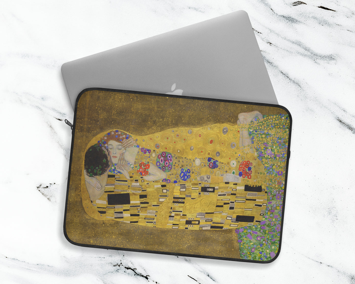 Gustav Klimt - The Kiss laptop sleeve