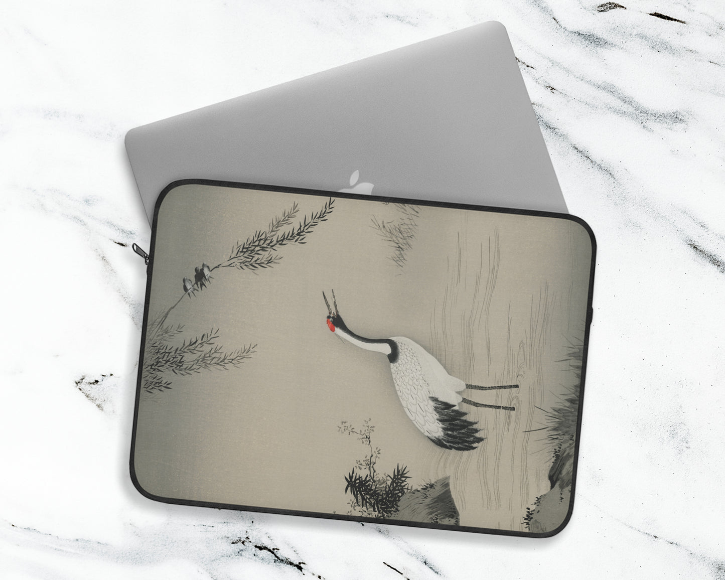 Kano Motonobu - A Traditional Portrait of a Beautiful Japanese Crane laptop sleeve