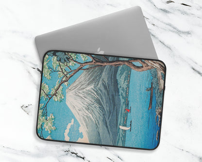 Hiroaki Takahashi - Mount Fuji from Lake Yamanaka laptop sleeve