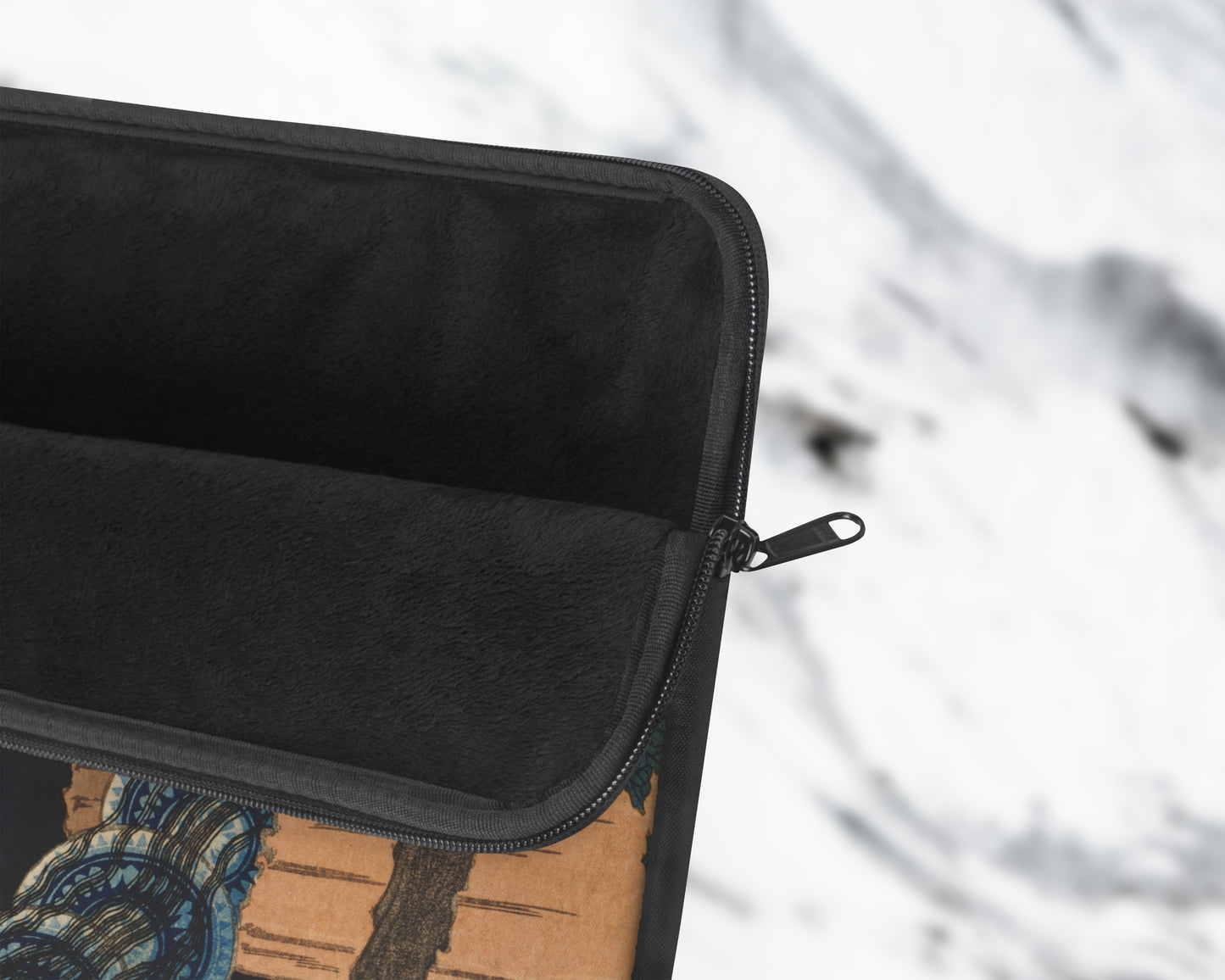 Katsushika Hokusai - The Mansion of the Plates laptop sleeve