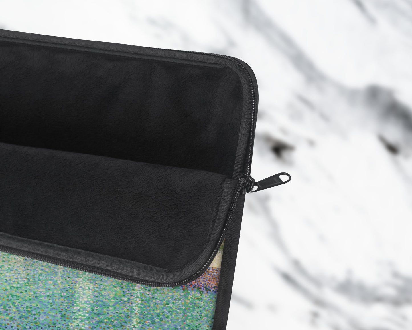 Georges Seurat - Entrance of The Port of Honfleur laptop sleeve