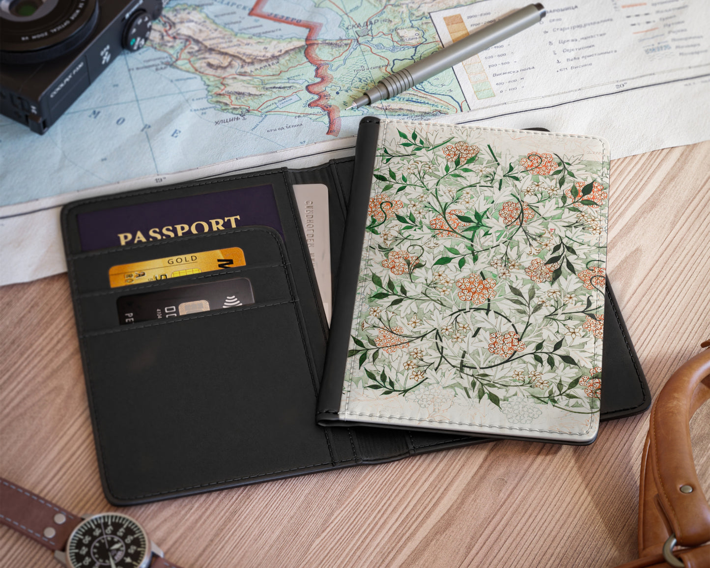William Morris - Jasmine Pattern Artwork passport cover