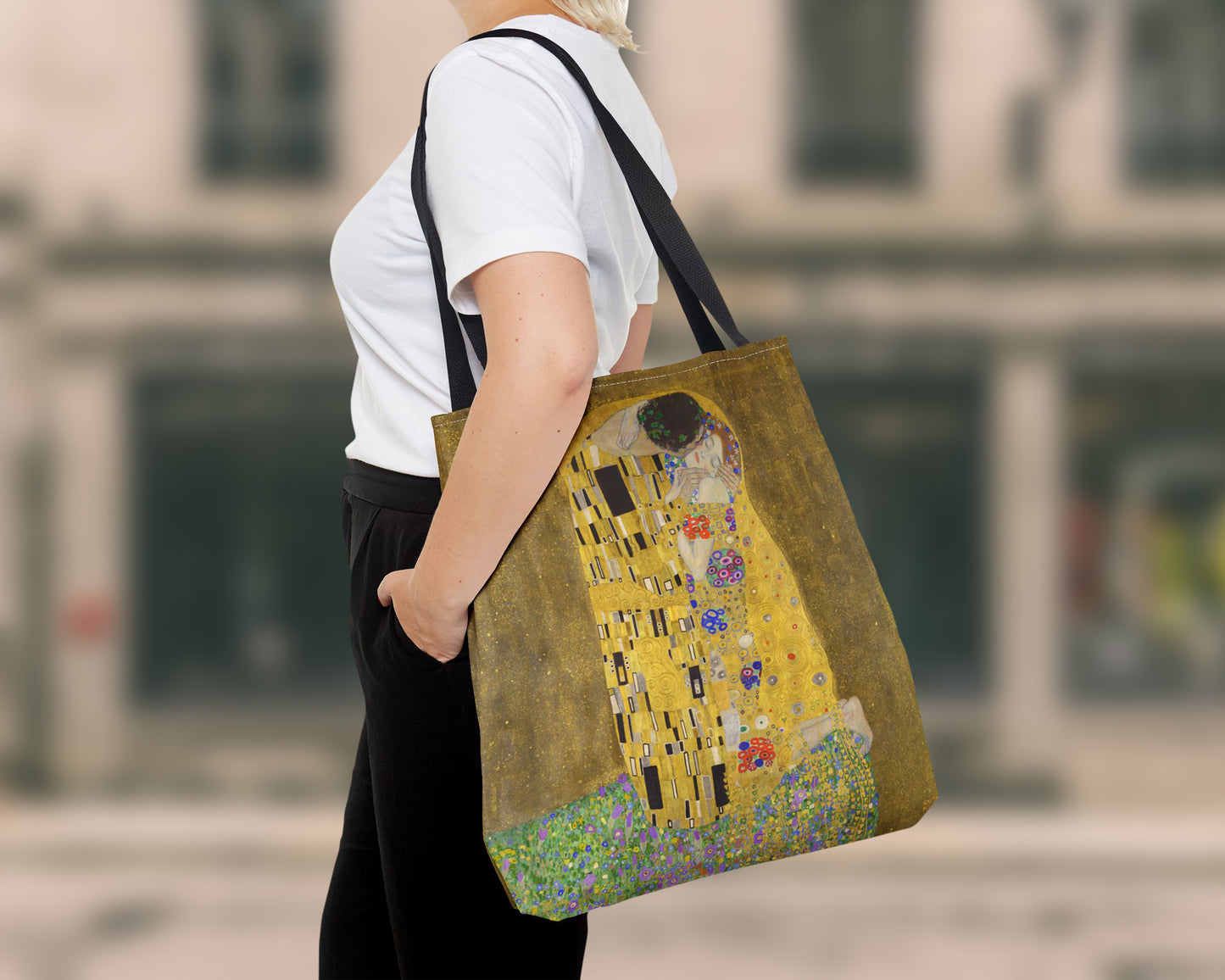 Gustav Klimt - The Kiss tote bag
