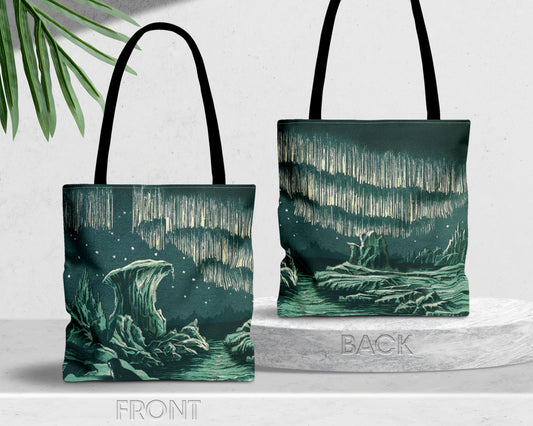 William MacKenzie - Aurora Borealis in High Latitudes tote bag